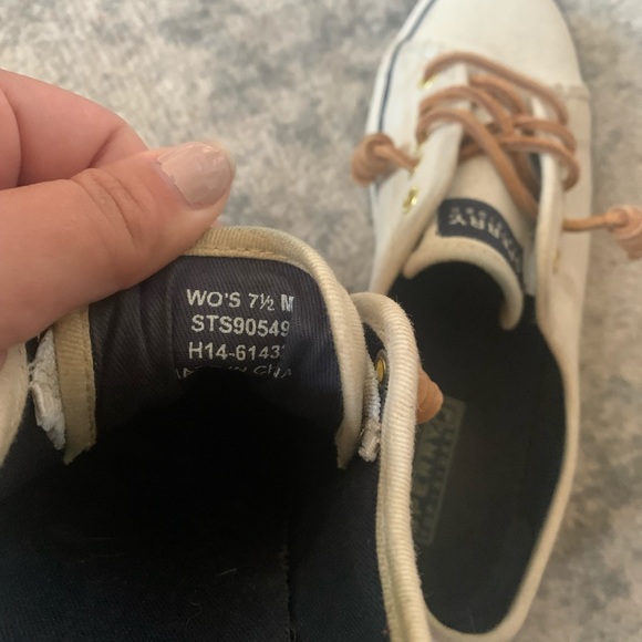 Sperry shoes - Picture 4 of 4